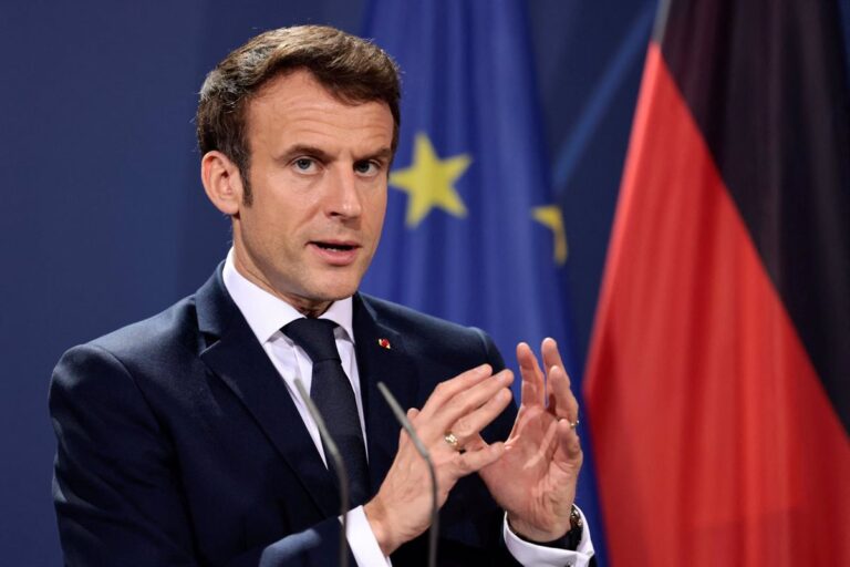 El Gobierno de Japón felicita a Macron y desea fortalecer los lazos