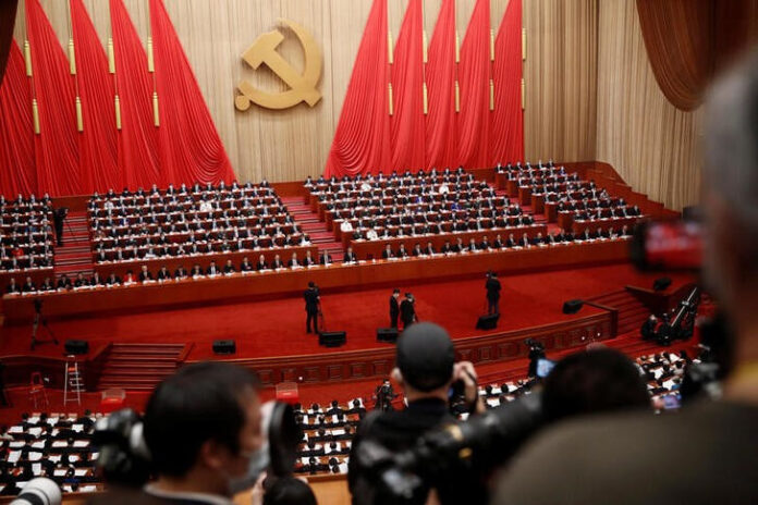 Imagen de archivo de la ceremonia de clausura del 20 Congreso Nacional del Partido Comunista de China, en el Gran Salón del Pueblo de Pekín, China.