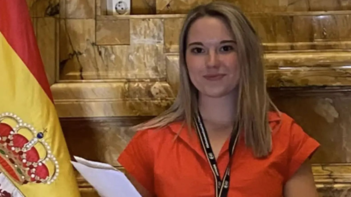 blanca-ojanguren-garcia_aa50.jpg-696x392