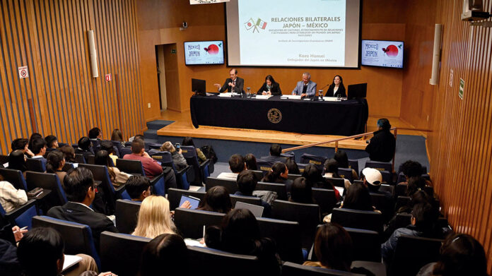 251106-aca17–des–f1-comparten–mexico–japon