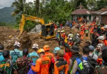 Asciende a 30 el balance de muertos por aludes en Indonesia