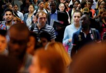 China lanza iniciativa de importación en medio de crecientes superávits comerciales