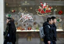 China dice que el crecimiento de la venta minorista alcanza su nivel más bajo en tres años