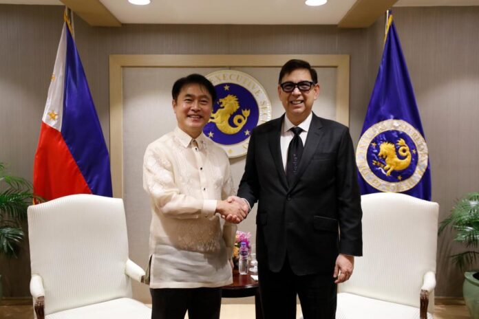 Ralph-Recto-Lee-Sang-hwa-1