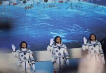 China selecciona a dos astronautas de Pakistán para futura misión en su estación espacial