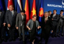 Líderes de Tailandia y Camboya se comprometen a buscar la paz tras una reunión excepcional sobre el conflicto