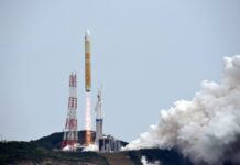 Japón lanza con éxito una versión ‘low-cost’ de su cohete insignia H3