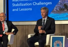¿A qué fue Bausili a China? La explicación del BCRA y el misterio sobre el swap