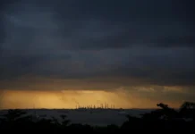 Las exportaciones no petroleras de Singapur suben un 38,4% en mayo por la demanda de IA