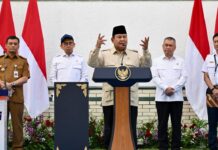 Prabowo pretende resolver el problema de los residuos en Indonesia en un año