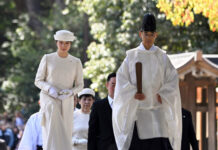 Parlamento de Japón consagra sucesión sólo masculina para la menguante familia imperial