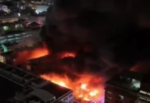 Once heridos en el incendio nocturno de un centro comercial en una zona popular de Bangkok