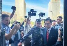 El embajador de Japón en Rusia acude al ministerio ruso tras rechazos y críticas de Lavrov
