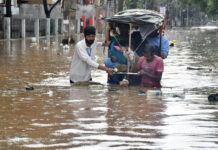 El monzón deja al menos 133 muertos en India entre inundaciones, rayos y lluvias extremas