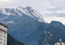 China: equipos de rescatistas buscan a más de 500 personas tras un desastre ambiental