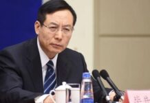 China condena a 14 años por sobornos a exjefe del regulador de Alimentos y Medicamentos