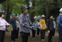 Japón superó los 100.000 centenarios y enfrenta el desafío de una sociedad más envejecida