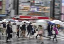 El desempleo en Japón se elevó al 2,5 % en agosto